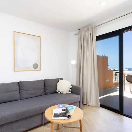 Playa Vistas 2 With Breathtaking Sea View, Only 100 M To The Sea, Heated Pool, Aircondition For A Fee, Wifi *