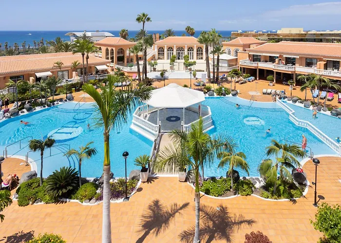 Playa Vistas 2 With Breathtaking Sea View, Only 100 M To The Sea, Heated Pool, Aircondition For A Fee, Wifi