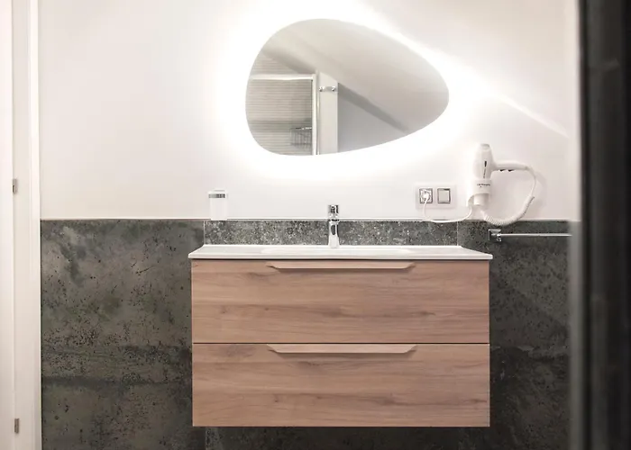 Apartament Playa Vistas 2 With Breathtaking Sea View, Only 100 M To The Sea, Heated Pool, Aircondition For A Fee, Wifi *