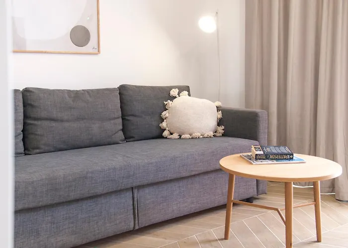 Playa Vistas 2 With Breathtaking Sea View, Only 100 M To The Sea, Heated Pool, Aircondition For A Fee, Wifi * Playa de las Americas (Tenerife)