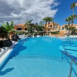 Playa Vistas 2 With Breathtaking Sea View, Only 100 M To The Sea, Heated Pool, Aircondition For A Fee, Wifi