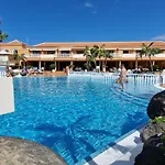 Playa Vistas 2 With Breathtaking Sea View, Only 100 M To The Sea, Heated Pool, Aircondition For A Fee, Wifi Appartamento