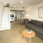 Playa Vistas 2 With Breathtaking Sea View, Only 100 M To The Sea, Heated Pool, Aircondition For A Fee, Wifi * Playa de las Americas (Tenerife)