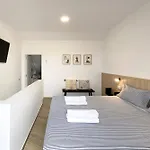 Appartamento Playa Vistas 2 With Breathtaking Sea View, Only 100 M To The Sea, Heated Pool, Aircondition For A Fee, Wifi Playa de las Americas (Tenerife)