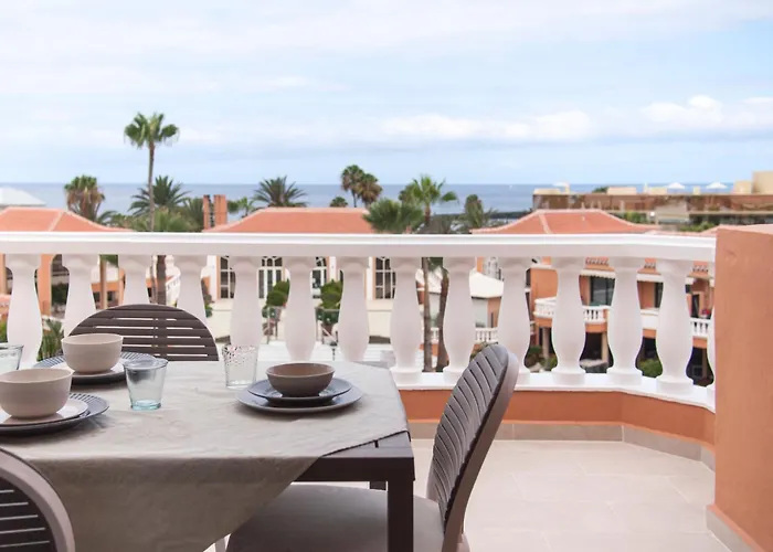 Playa Vistas 2 With Breathtaking Sea View, Only 100 M To The Sea, Heated Pool, Aircondition For A Fee, Wifi