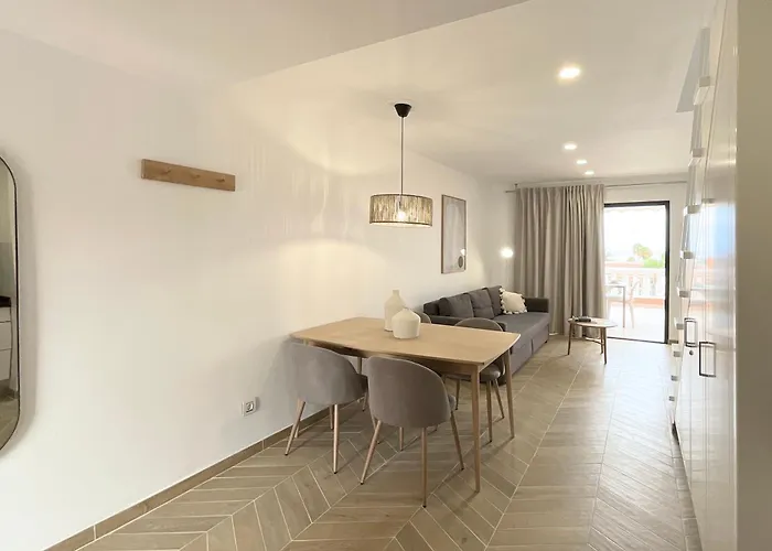 Playa Vistas 2 With Breathtaking Sea View, Only 100 M To The Sea, Heated Pool, Aircondition For A Fee, Wifi Апартаменти *