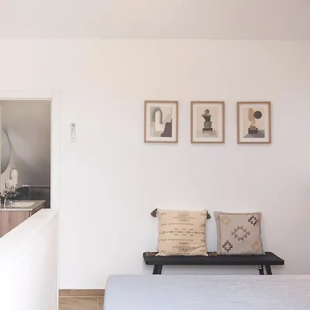 아파트 Playa Vistas 2 With Breathtaking Sea View, Only 100 M To The Sea, Heated Pool, Aircondition For A Fee, Wifi *