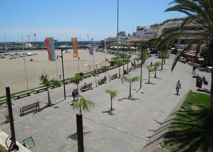 Playa Vistas 2 With Breathtaking Sea View, Only 100 M To The Sea, Heated Pool, Aircondition For A Fee, Wifi